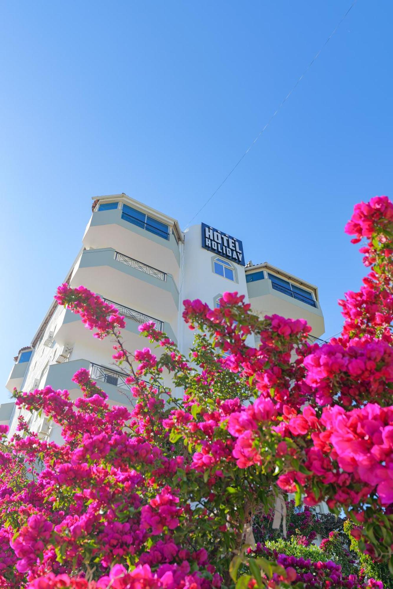 Hotel Holiday ซารานเดอ ภายนอก รูปภาพ