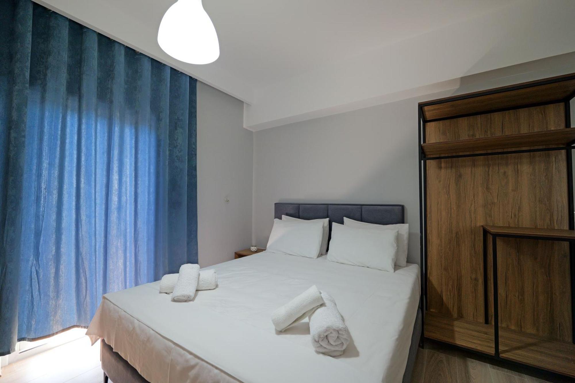 Hotel Holiday ซารานเดอ ภายนอก รูปภาพ