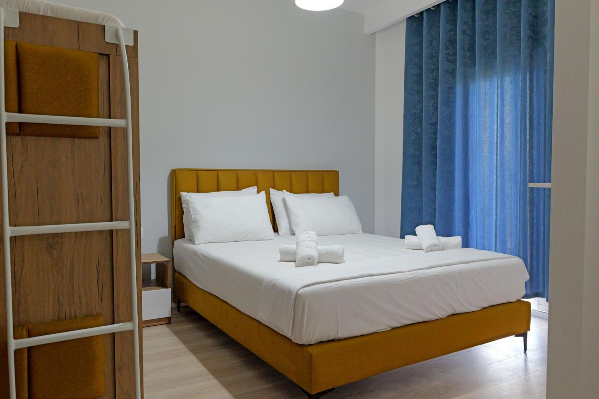 Hotel Holiday ซารานเดอ ภายนอก รูปภาพ