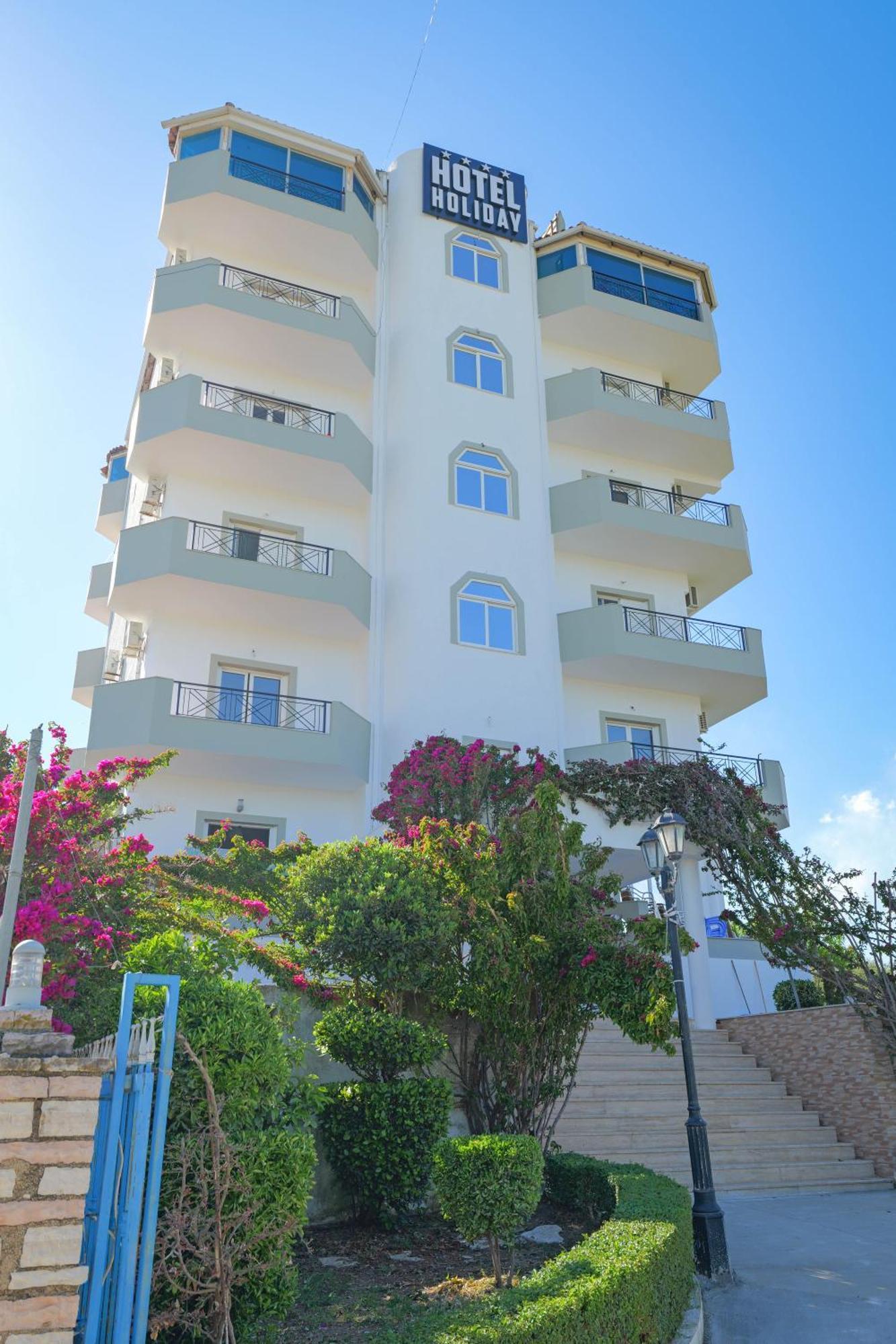 Hotel Holiday ซารานเดอ ภายนอก รูปภาพ